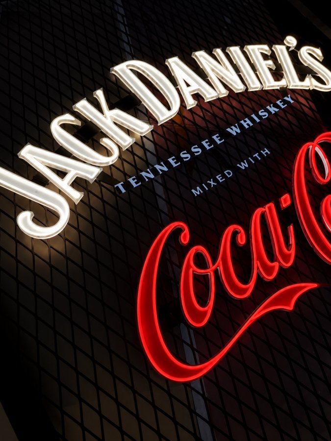 Jack Daniel’s – šviečianti iškaba